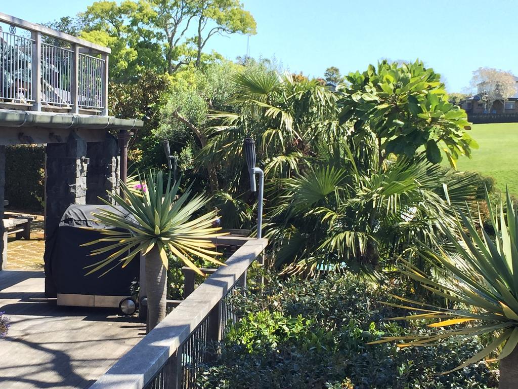 Matua Lodge Tauranga Exteriör bild